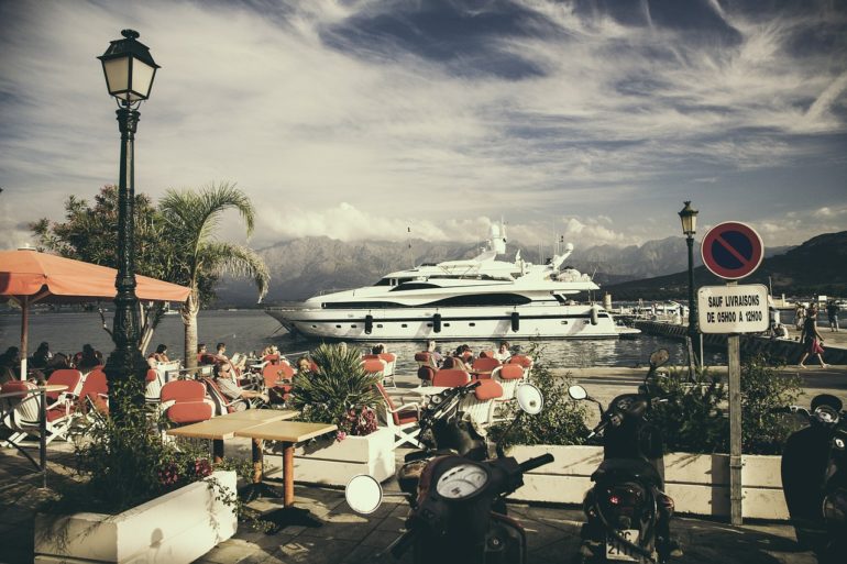 location yacht Corse